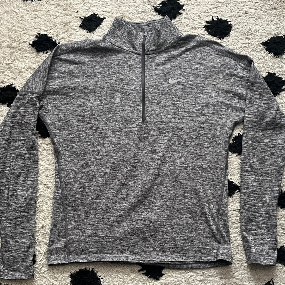 Nike Gray size small dri fit lightweight thin Quarter-Zip Top